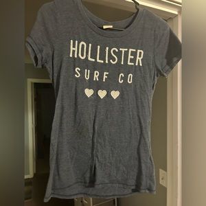 Women’s Hollister tee shirt